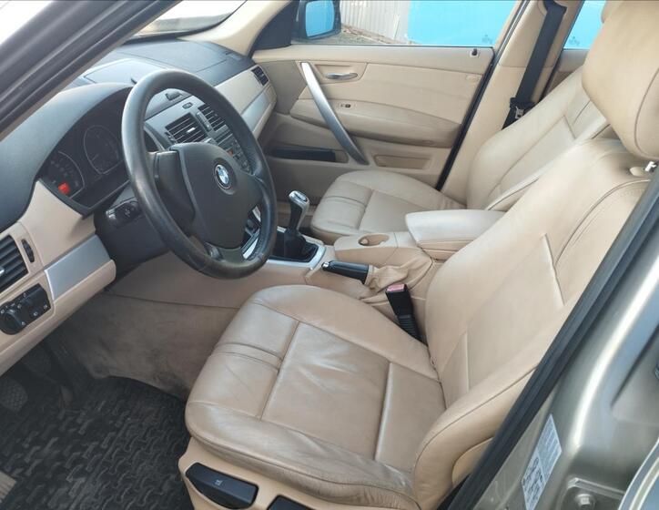 BMW X3 7