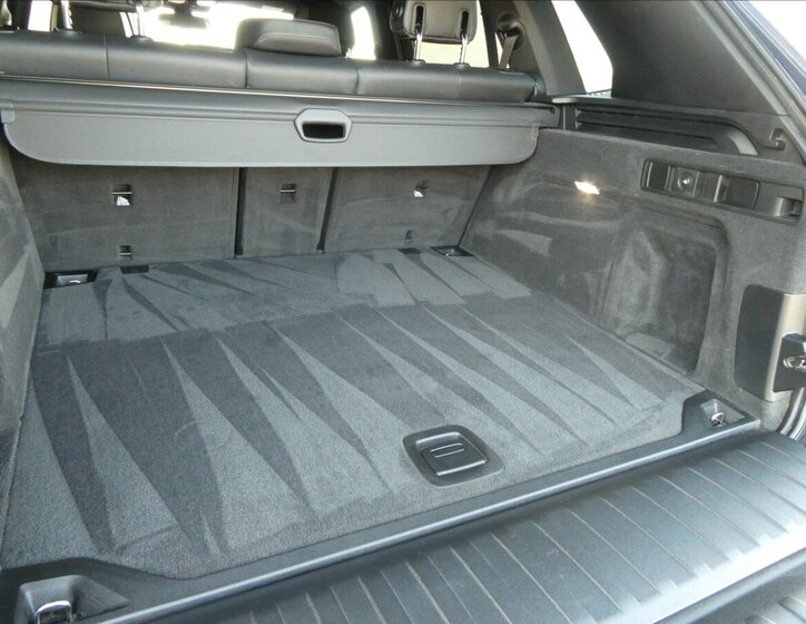 BMW X5 SUV / Terénní 3,0 l 195 kw