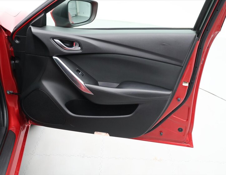 Mazda 6 Kombi 2,0 l 121 kw