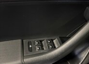 Škoda Rapid Hatchback 999,0 70 kw