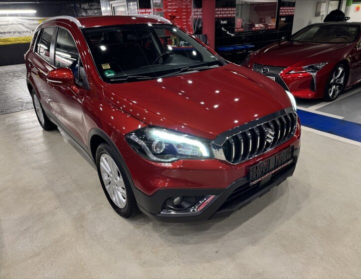 Suzuki SX4 S-Cross 10