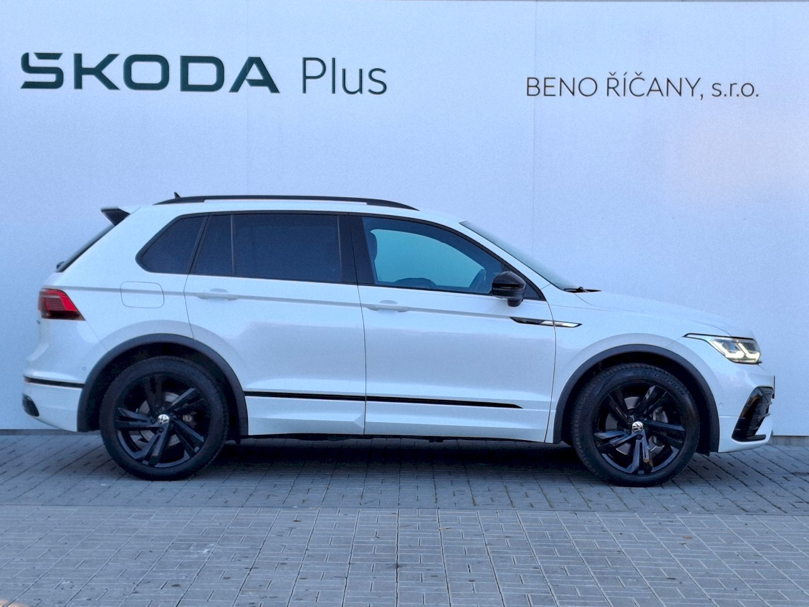 Volkswagen Tiguan SUV / Terénní 2,0 l 180 kw
