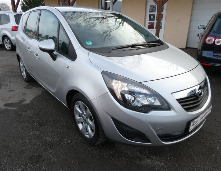 Opel Meriva MPV 1,4 l 88 kw