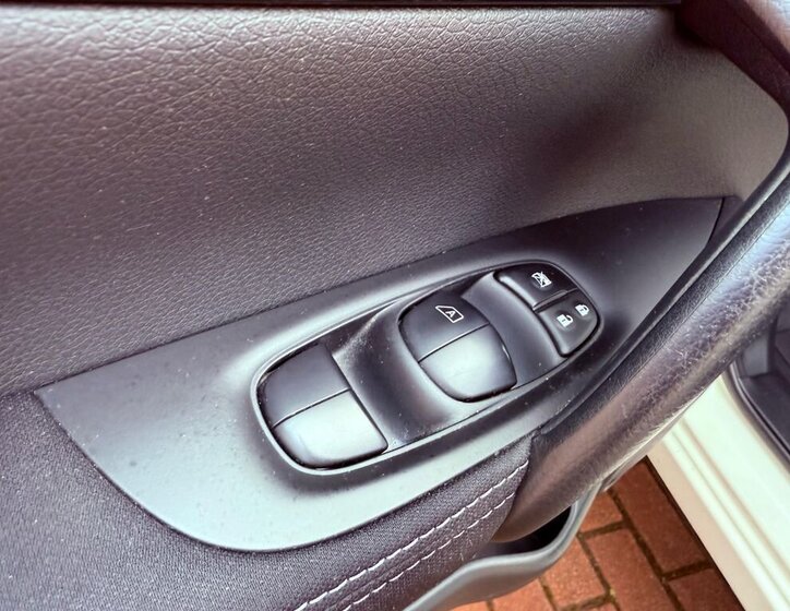 Nissan Qashqai Kombi 1,6 l 96 kw