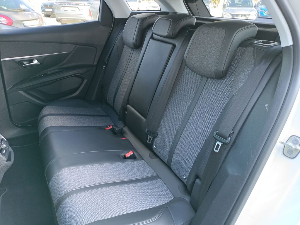 Peugeot 3008 SUV / Terénní 1,6 l 88 kw