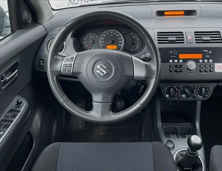 Suzuki Swift Hatchback 1,3 l 67 kw