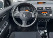 Suzuki Swift Hatchback 1,3 l 67 kw