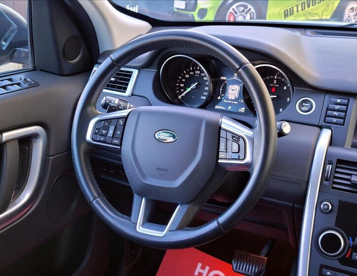 Land Rover Discovery Sport SUV / Terénní 2,0 l 110 kw
