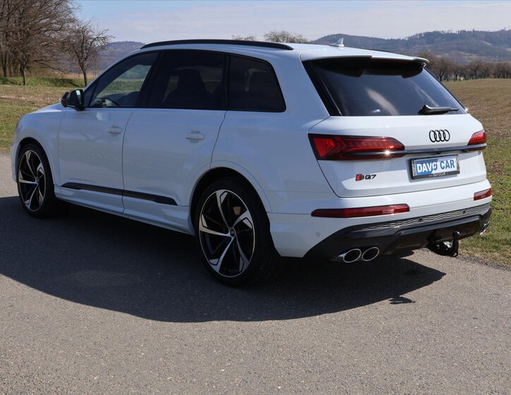 Audi SQ7 SUV / Terénní 4,0 l 373 kw
