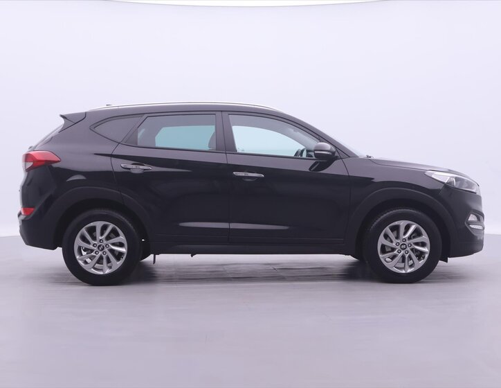 Hyundai Tucson SUV 1,7 l 85 kw