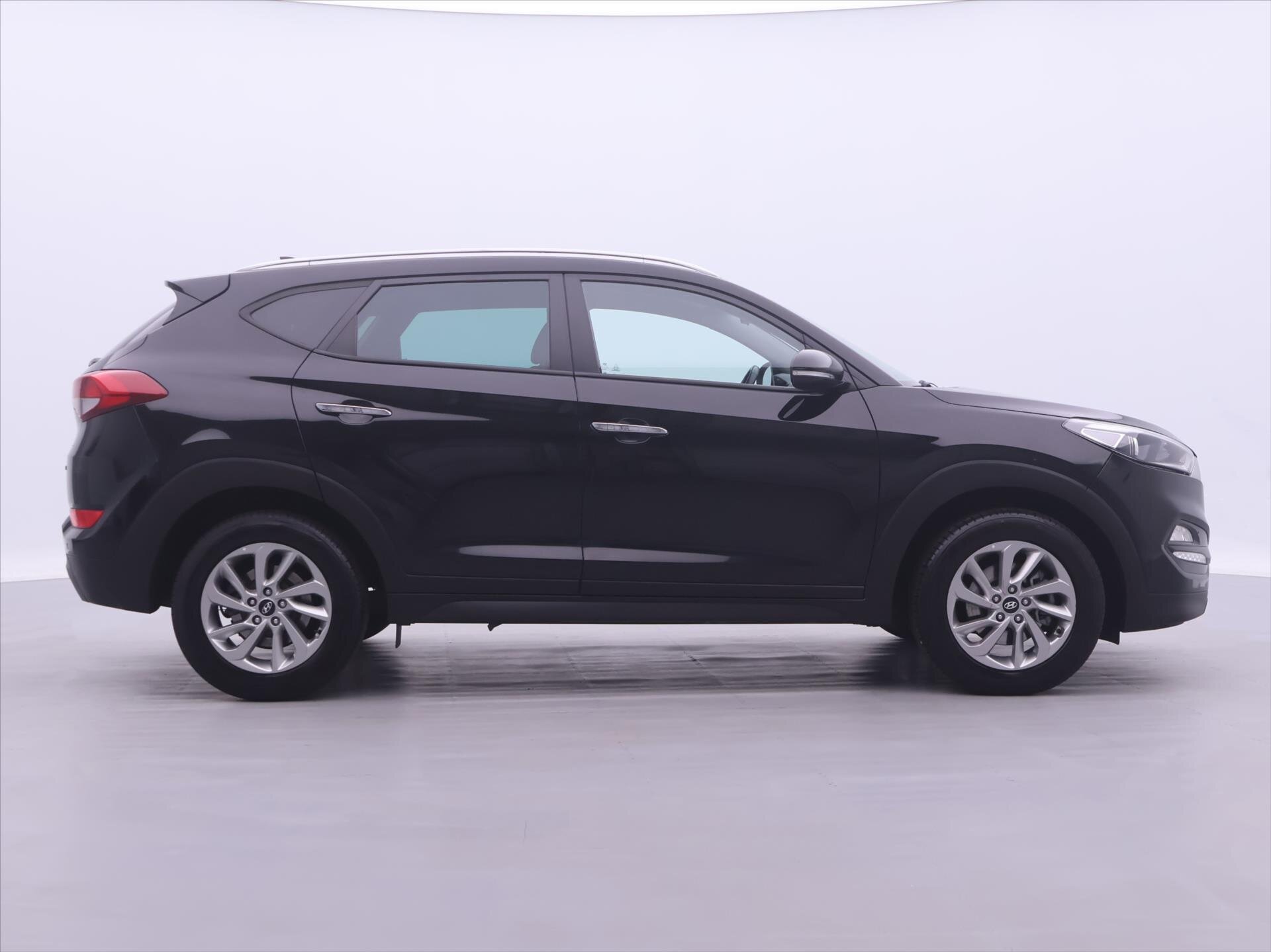 Hyundai Tucson SUV 1,7 l 85 kw