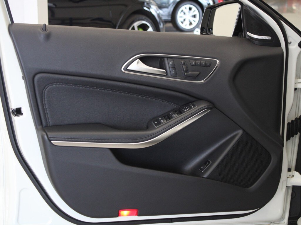 Mercedes-Benz GLA SUV / Terénní 2,0 l 155 kw