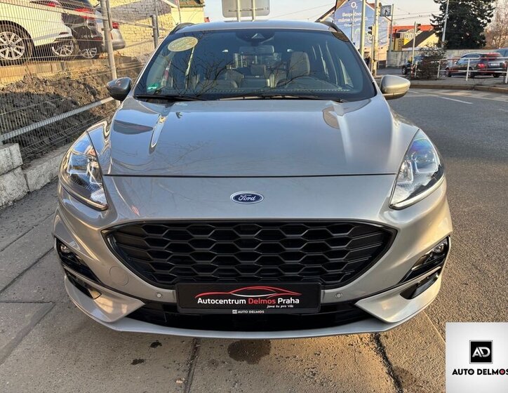 Ford Kuga SUV / Terénní 1,5 l 88 kw