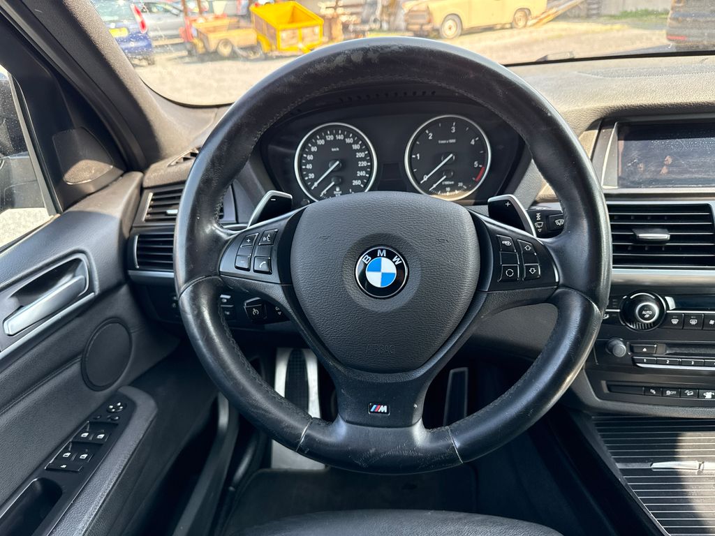 BMW X5 SUV 3,0 l 180 kw