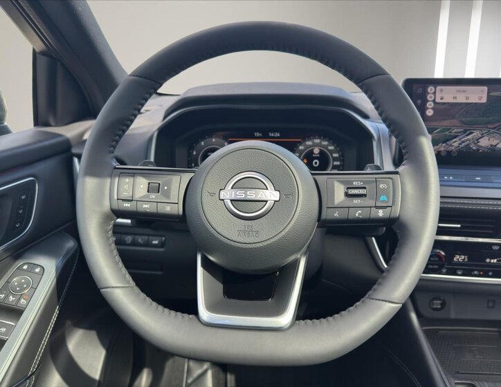 Nissan Qashqai SUV / Terénní 1,3 l 116 kw