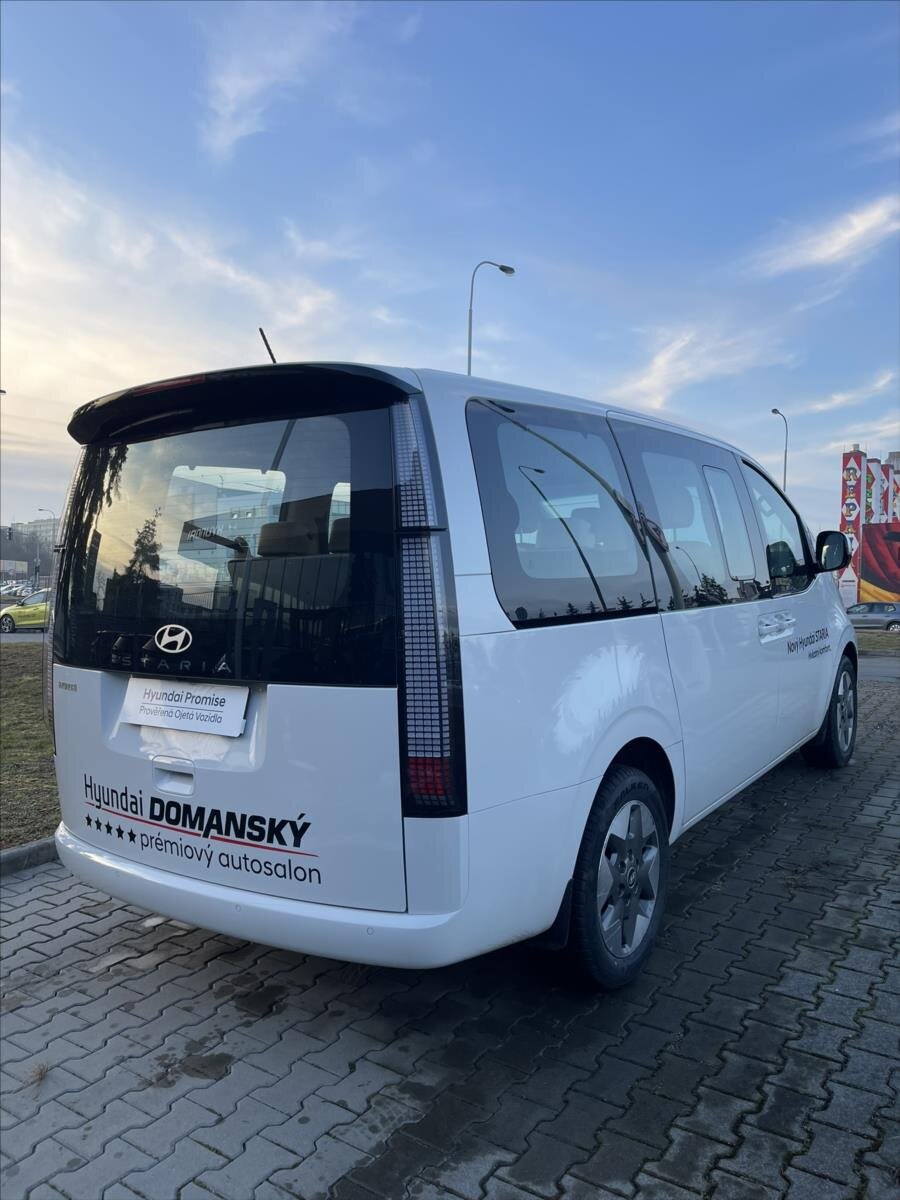 Hyundai Staria MPV 1,6 l 117 kw