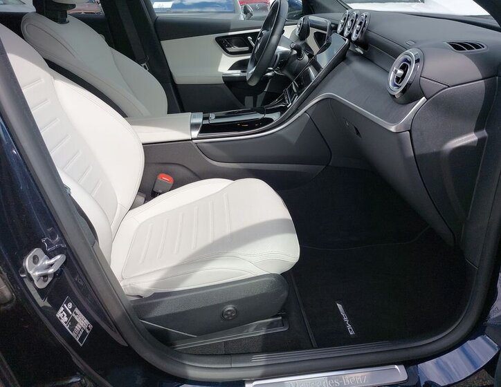 Mercedes-Benz GLC SUV / Terénní 2,0 l 145 kw