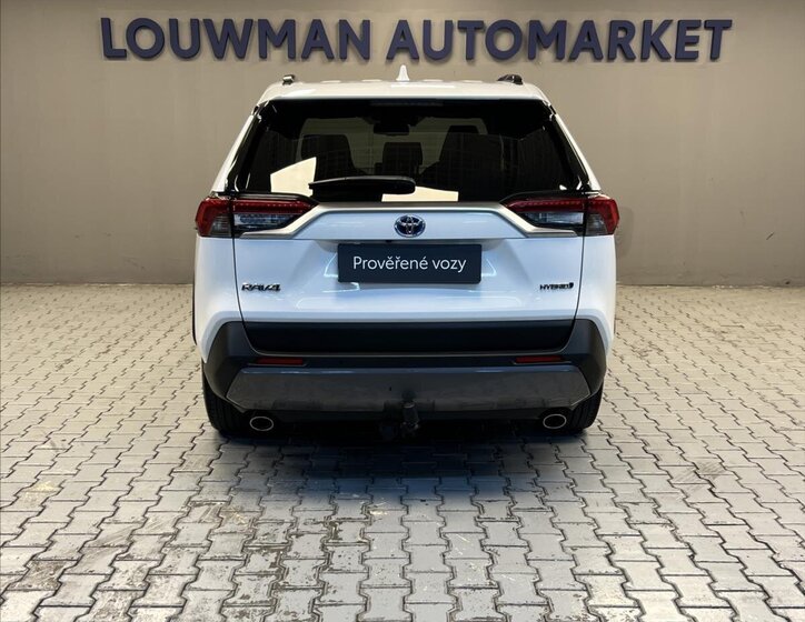 Toyota RAV4 SUV 2,5 l 131 kw