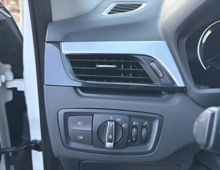 BMW X1 Kombi 2,0 l 141 kw