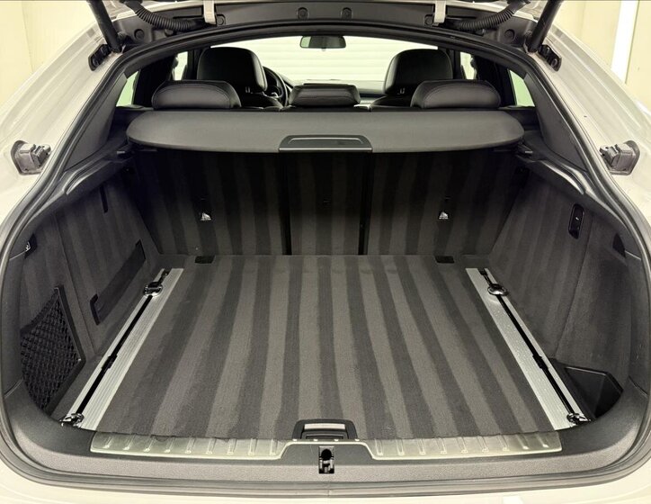 BMW X6 SUV 3,0 l 280 kw