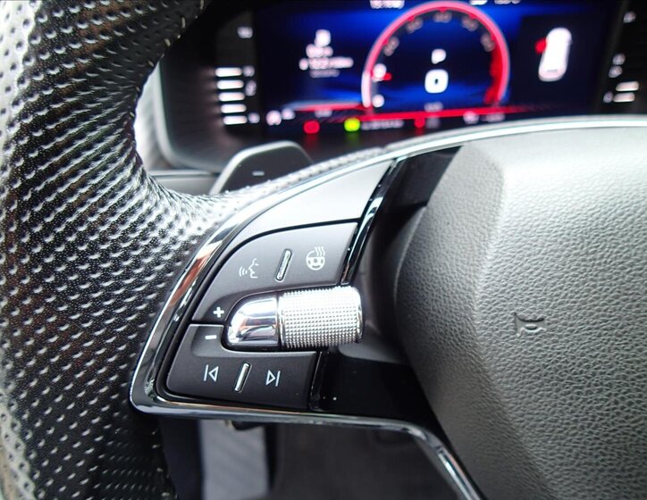 Škoda Kodiaq SUV / Terénní 1,5 l 110 kw