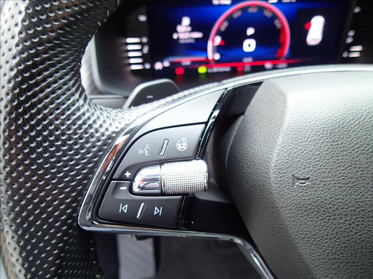 Škoda Kodiaq SUV / Terénní 1,5 l 110 kw