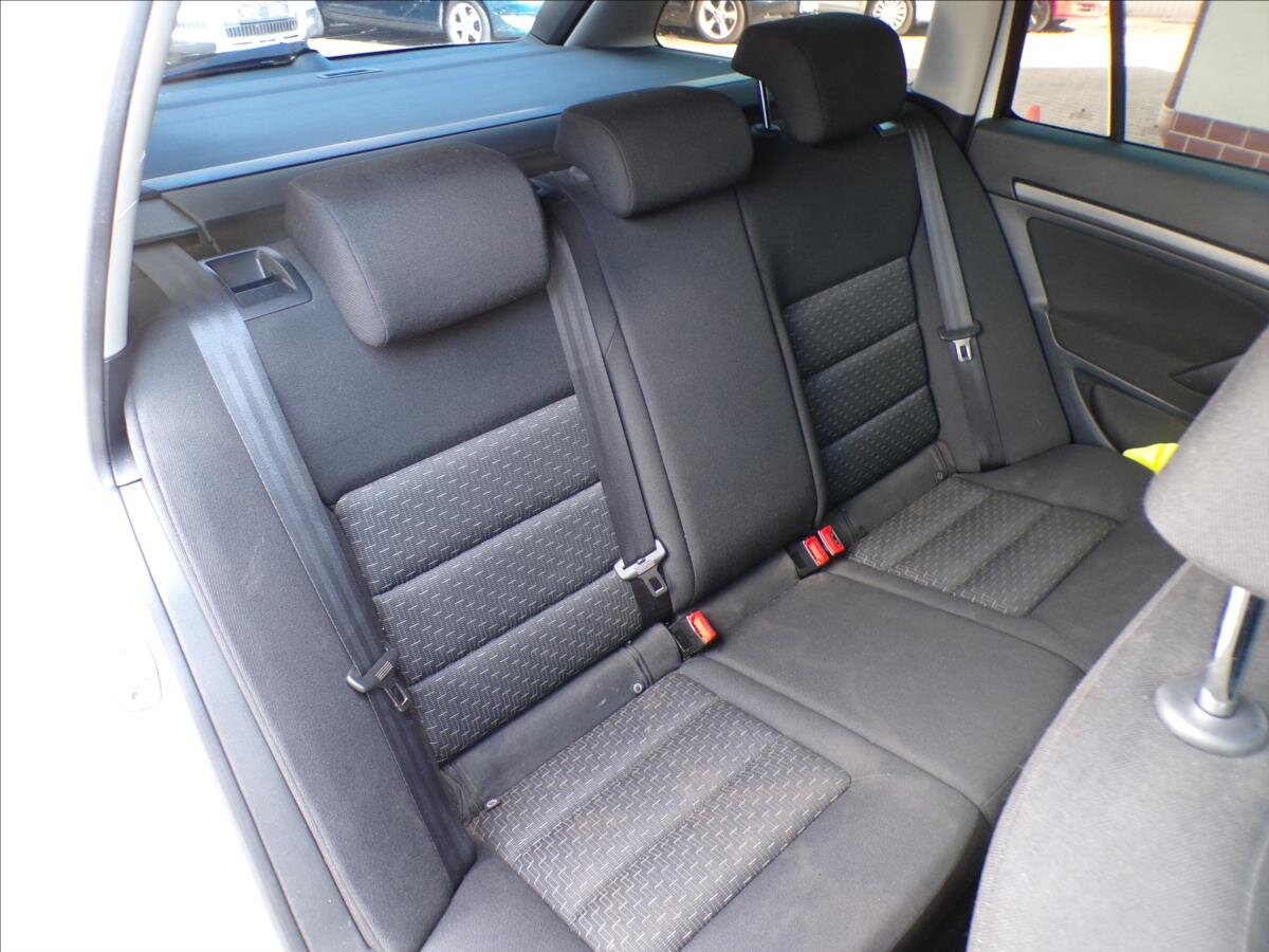 Škoda Octavia Kombi 1,2 l 77 kw