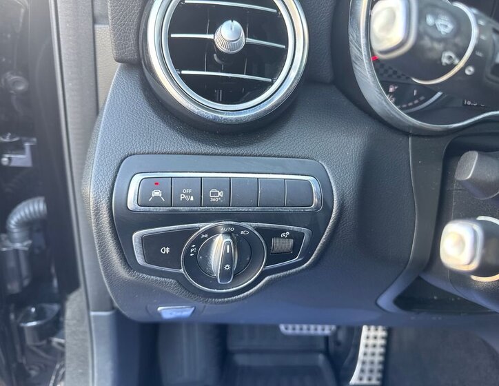 Mercedes-Benz GLC SUV / Terénní 0,0 270 kw