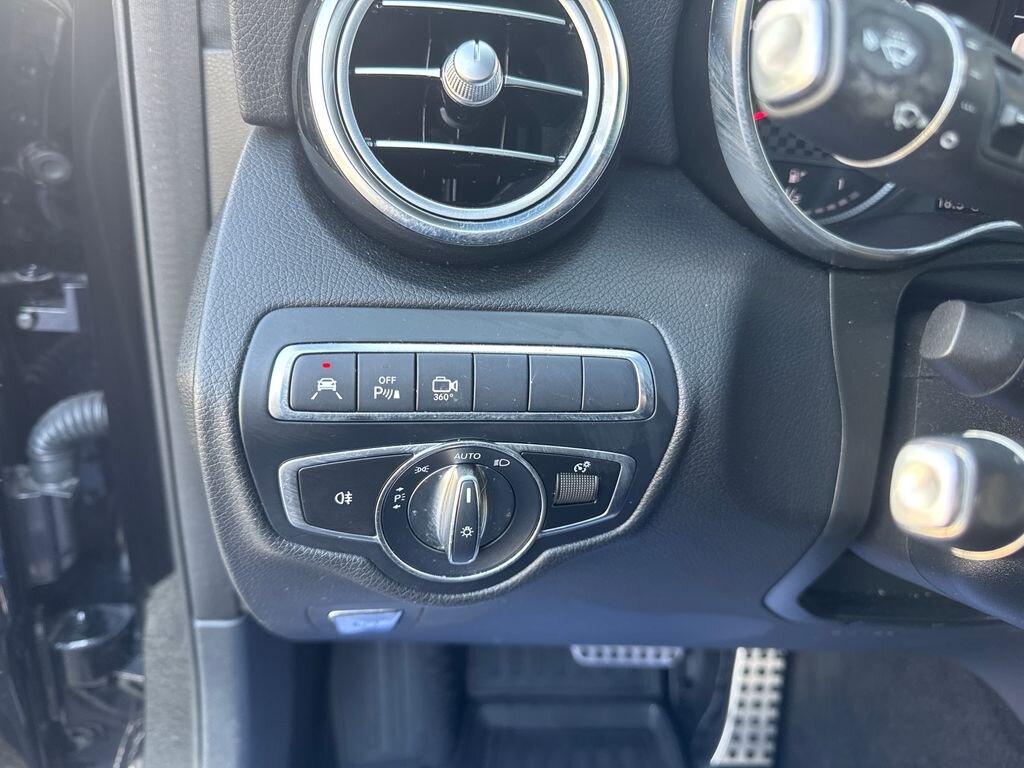 Mercedes-Benz GLC SUV / Terénní 0,0 270 kw