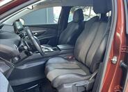 Peugeot 5008 9