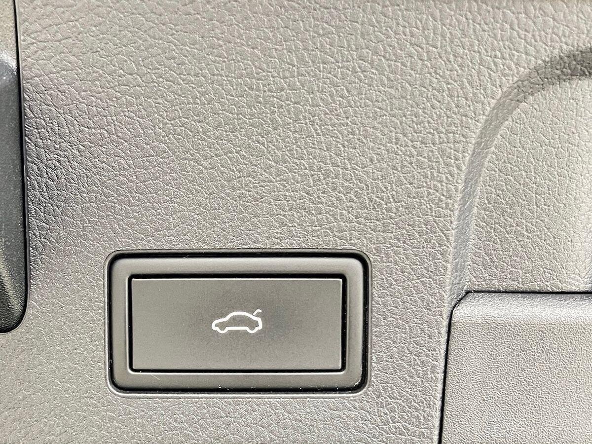 Volkswagen Arteon Liftback 2,0 l 206 kw