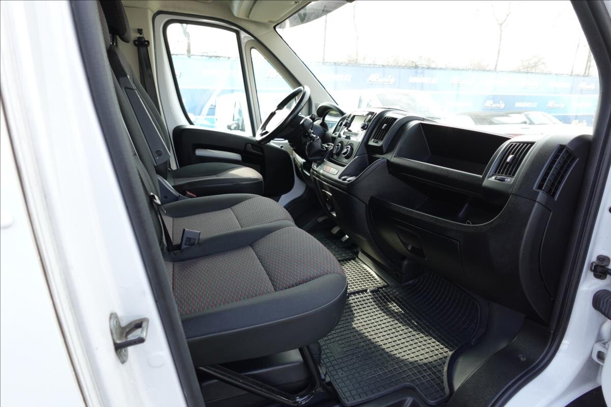 Opel Movano Ostatní 2,2 l 121 kw