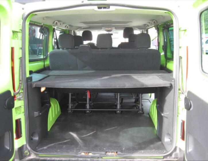 Renault Trafic 11