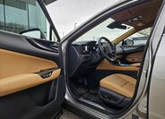 Lexus NX 350h SUV / Terénní 2,5 l 147 kw