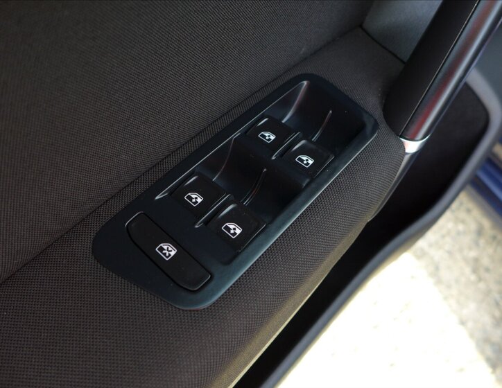 Volkswagen Golf Sportsvan Kombi 1,2 l 81 kw