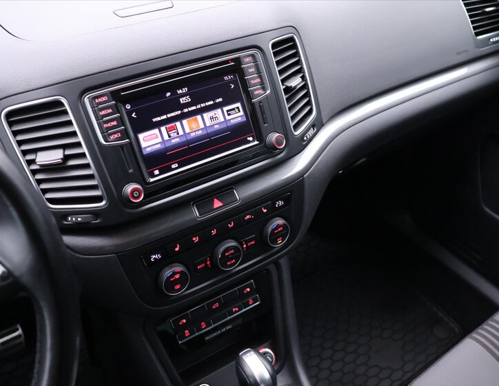 Volkswagen Sharan MPV 1,4 l 110 kw