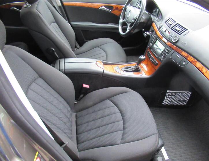 Mercedes-Benz Třídy E 19