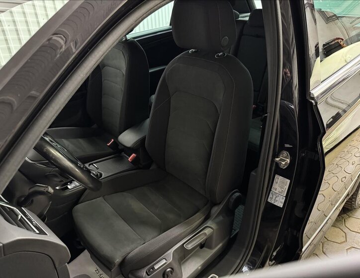 Volkswagen Tiguan SUV / Terénní 2,0 l 140 kw