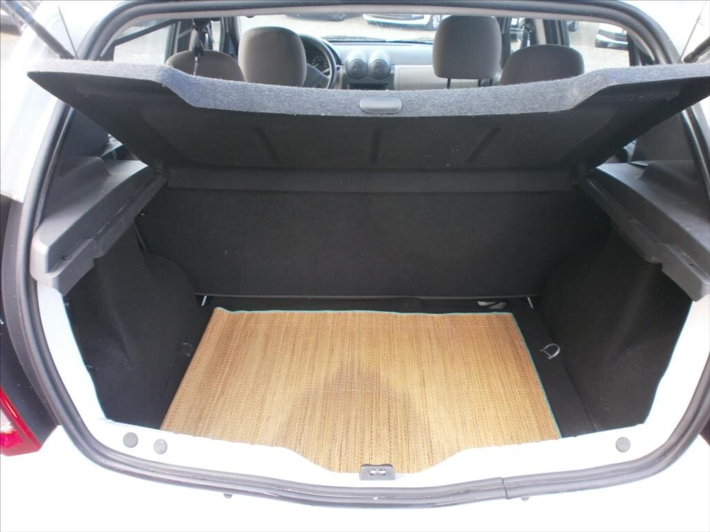 Dacia Sandero Hatchback 1,4 l 55 kw