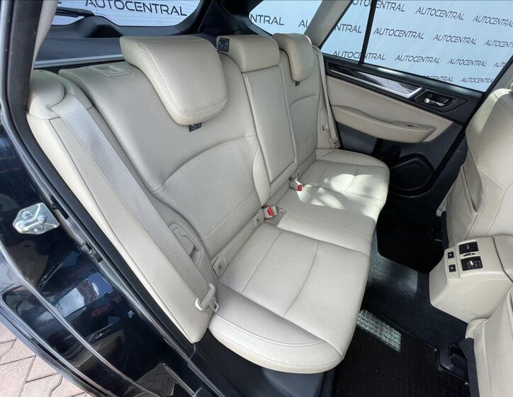 Subaru Outback 24
