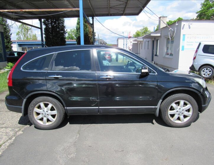 Honda CR-V SUV / Terénní 2,0 l 110 kw