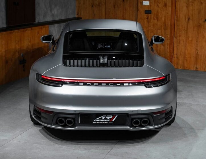 Porsche 911 Kupé 3,0 l 283 kw