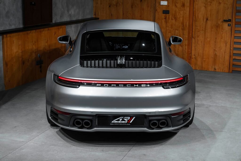 Porsche 911 Kupé 3,0 l 283 kw