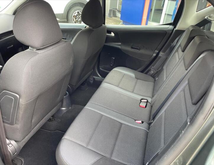 Peugeot 207 12