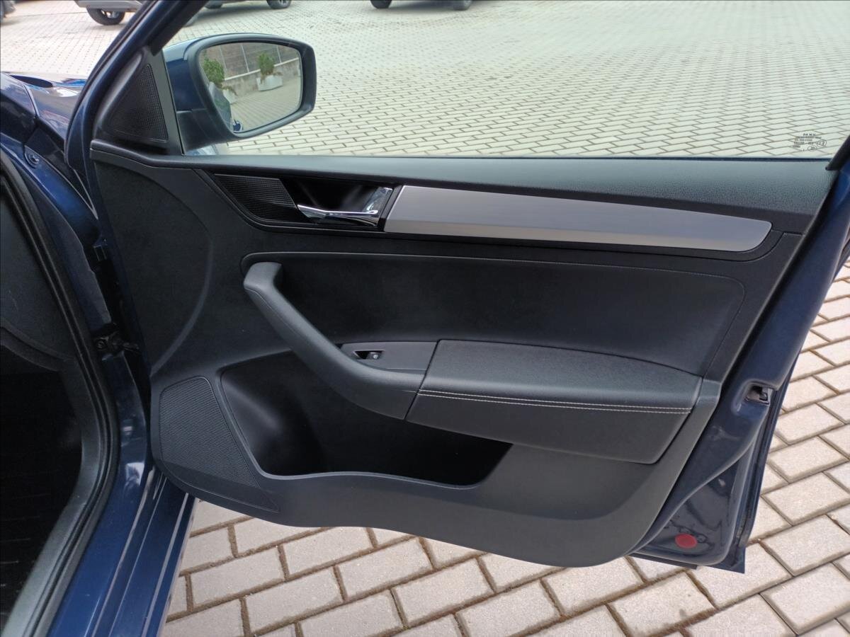 Škoda Rapid Hatchback 999,0 81 kw