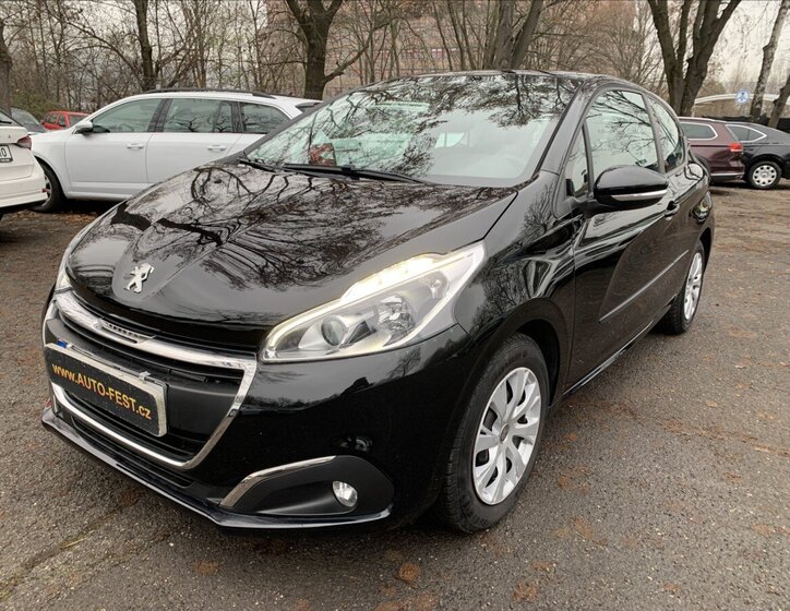 Peugeot 208 1