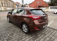 Hyundai i30 4
