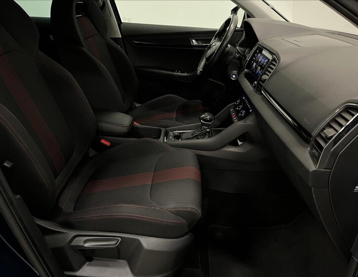 Škoda Karoq SUV / Terénní 1,5 l 110 kw