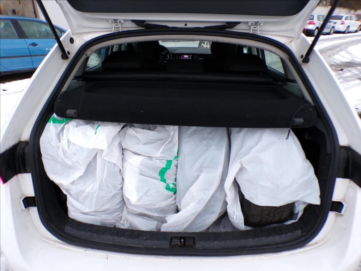 Škoda Scala Hatchback 999,0 81 kw