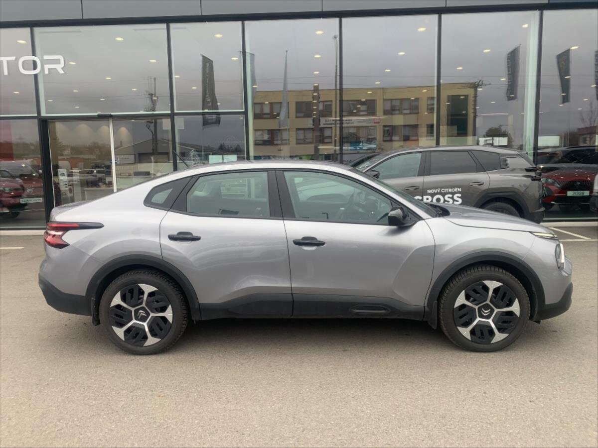 Citroën C4 X Sedan / Limuzína 1,2 l 74 kw